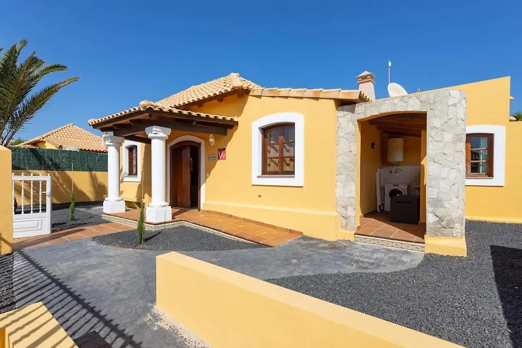 Villa Helen - Heated Pool Wifi Smarttv Barbecue Corralejo